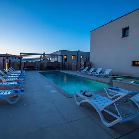 Apartman Pinna - Tonna