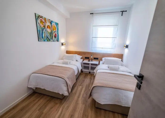 Pinna - Tonna Apartman *