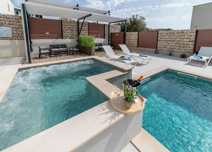 Pinna - Tonna 풀라