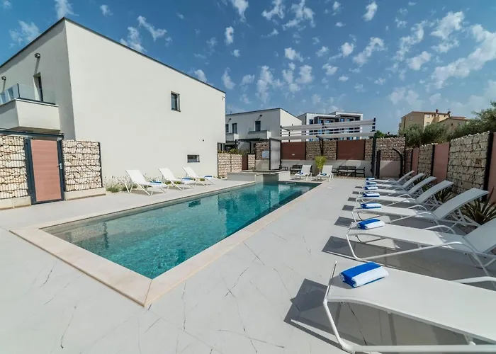 아파트 Pinna - Tonna *